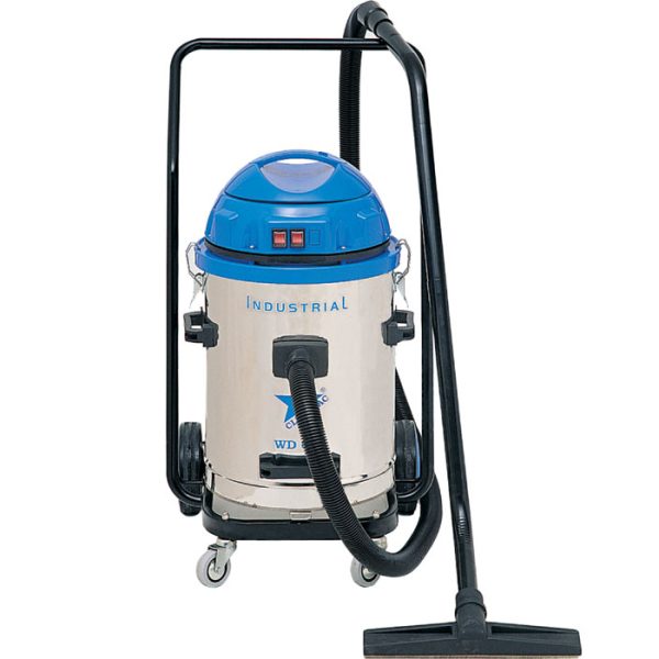 CLEANVAC WD602 sanayi tipi ıslak kuru elektrik süpürgesi, yüksek emiş gücü ve geniş kazan kapasitesiyle endüstriyel temizlikte maksimum verimlilik sunar. Fabrikalar, atölyeler, oteller, oto yıkamalar, depolar ve büyük iş sahaları için özel olarak tasarlanmıştır. Dayanıklı yapısı, çift motorlu sistemi ve 60 litrelik dev kazan kapasitesi sayesinde uzun süreli kullanımlarda kesintisiz temizlik sağlar.